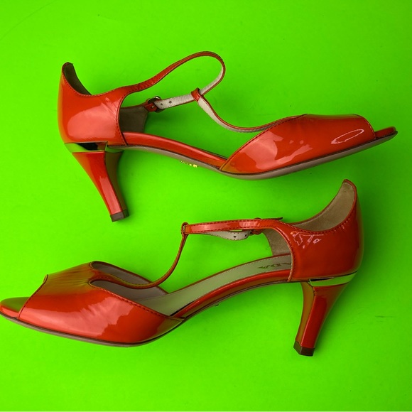 Prada Women’s Authentic Orange Stiletto Open Toe Heels Size 38 - Picture 8 of 9